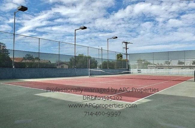 Building Photo - 5585 E Pacific Coast Hwy