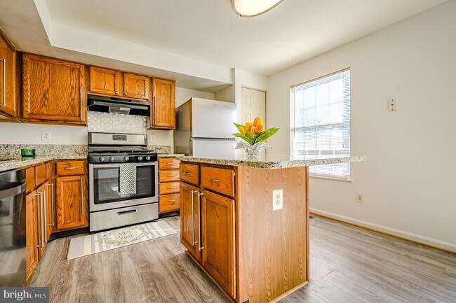 Building Photo - 12921 Freestone Ct