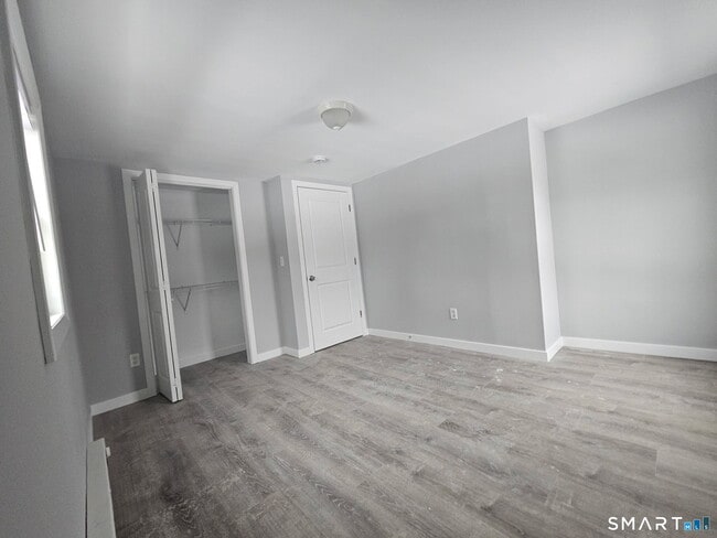 Building Photo - 35 Morris Rd