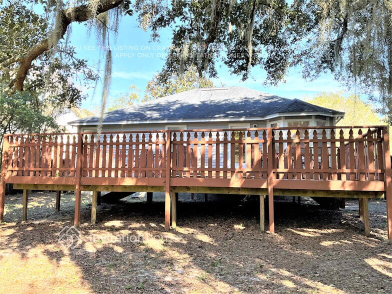 Building Photo - 1724 Chandelier Cir W