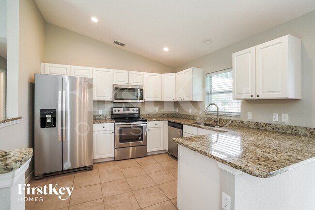 Building Photo - 12238 Helios Ave