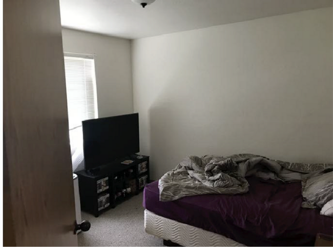 Building Photo - 49 Appleway Dr