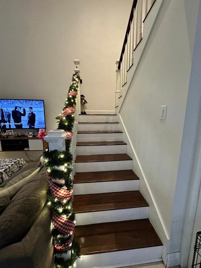 Building Photo - 12531 NW 7th Ln