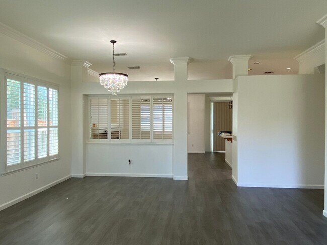 Building Photo - Castlerock Gated Community off Hilborn! Be...