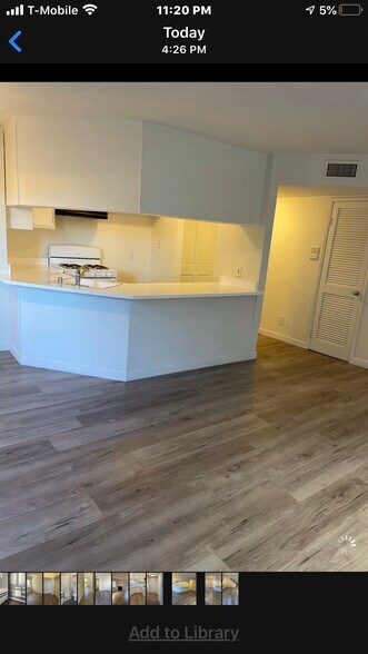 Building Photo - 7349 Balboa Blvd