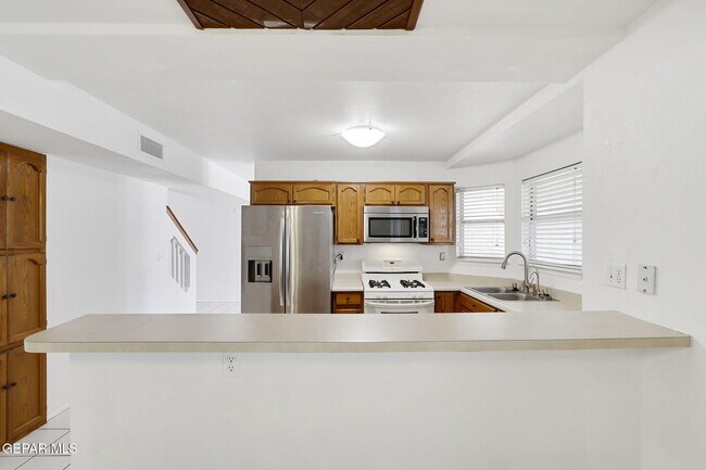 Building Photo - 10925 Loma Alta Pl