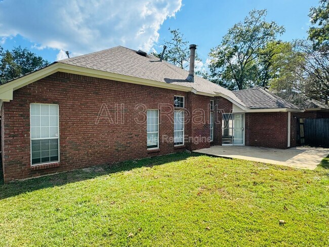 Building Photo - 4025 Oak Shadow Ln