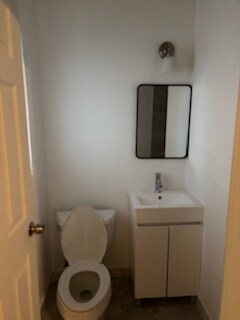 Building Photo - 1530 15 Ter