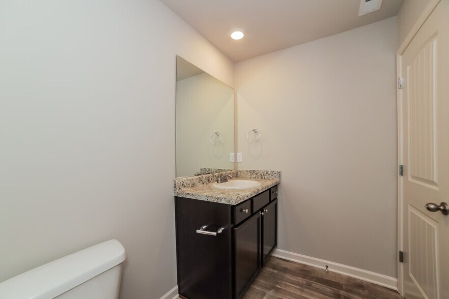 Building Photo - 1021 Summer Cypress Dr