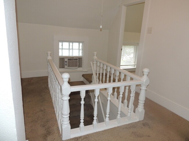 Building Photo - 509 Haish Blvd