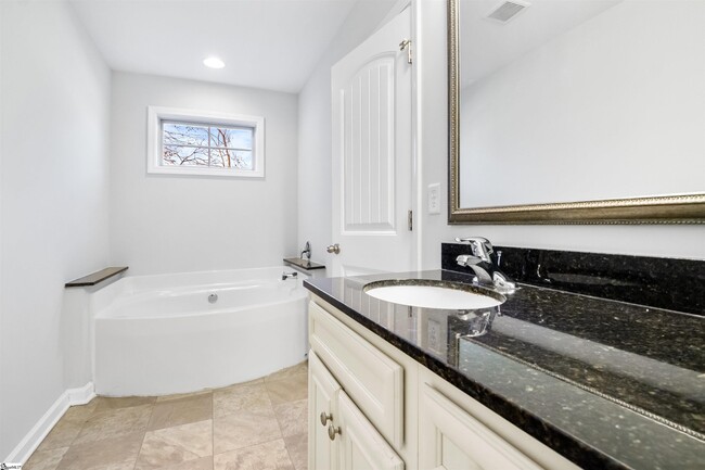 Building Photo - 66 Endeavor Cir