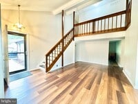 Building Photo - 39 S Turnberry Dr