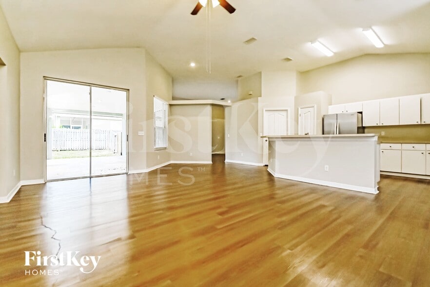 Building Photo - 4413 Winding River Dr