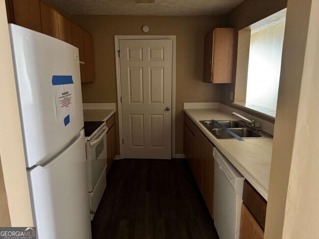 Building Photo - 3203 Fairington Ridge Cir