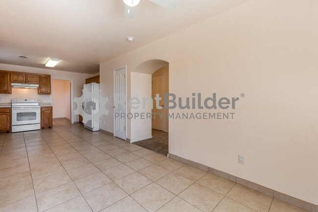 Building Photo - CALL US TODAY AT (505) 808-6467 TO SCHEDUL...
