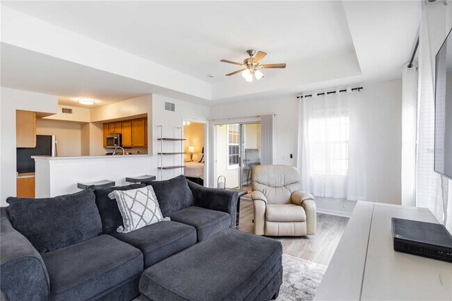 Building Photo - 1050 Villagio Cir