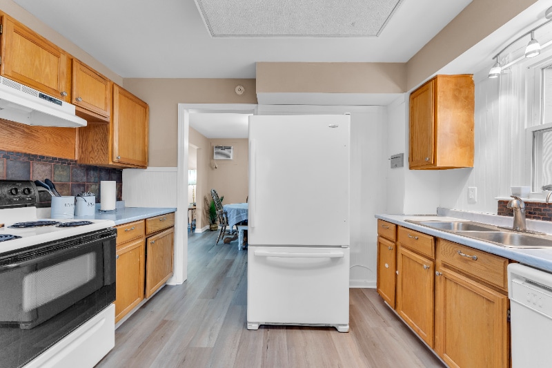 Building Photo - 1823 7th St