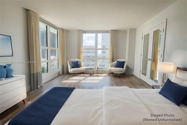 Building Photo - 1800 Collins Ave