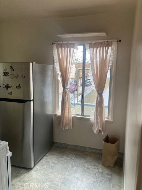 Building Photo - 120 E Willard St