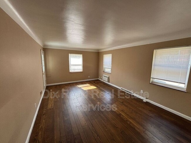 Building Photo - 1740 Carrahen Ave