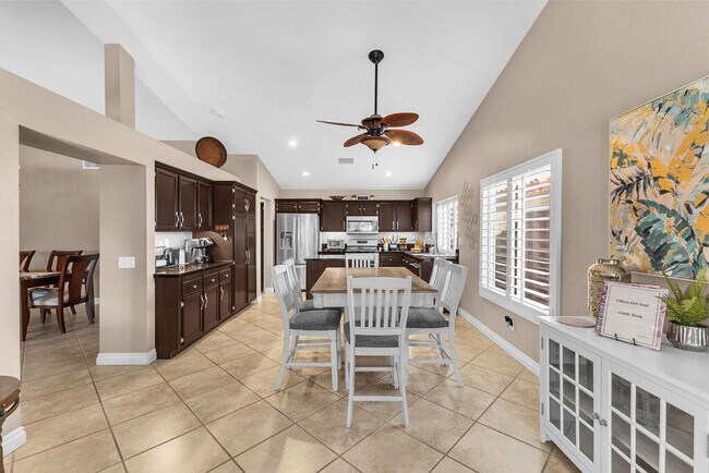 Building Photo - 44310 Villeta Dr