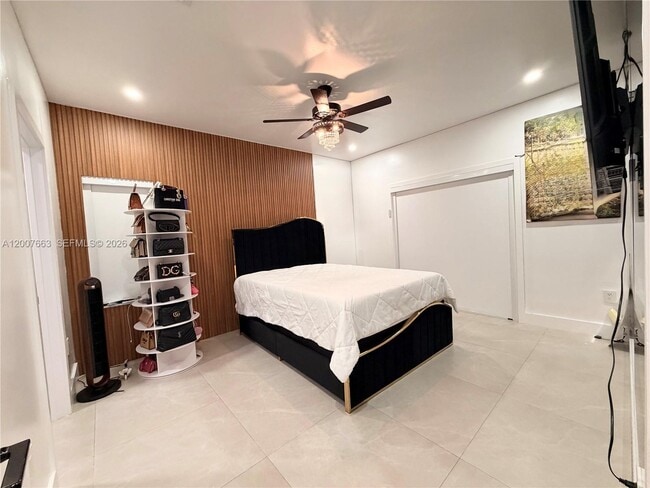 Building Photo - 86 NW 4th St