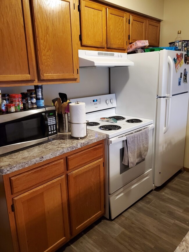 Building Photo - 6282 2nd Ave