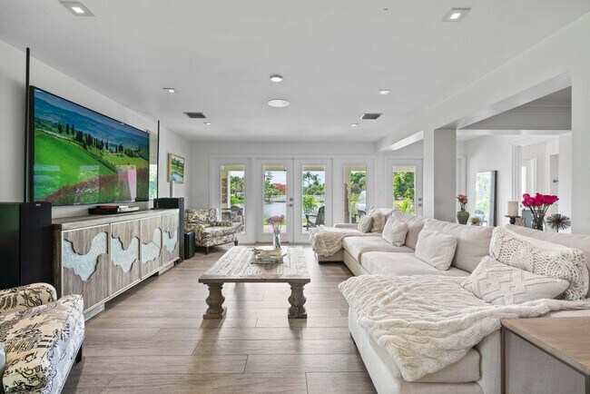 Building Photo - 6204 Celadon Cir