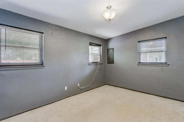 Building Photo - 9 Gentian Dr