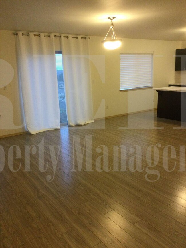 Building Photo - Mountain Views - 3 Bedroom Poulsbo Rambler