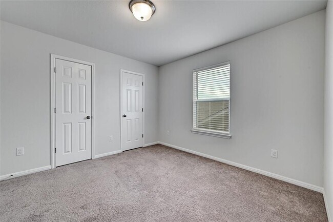 Building Photo - 6408 Owl Creek Ln