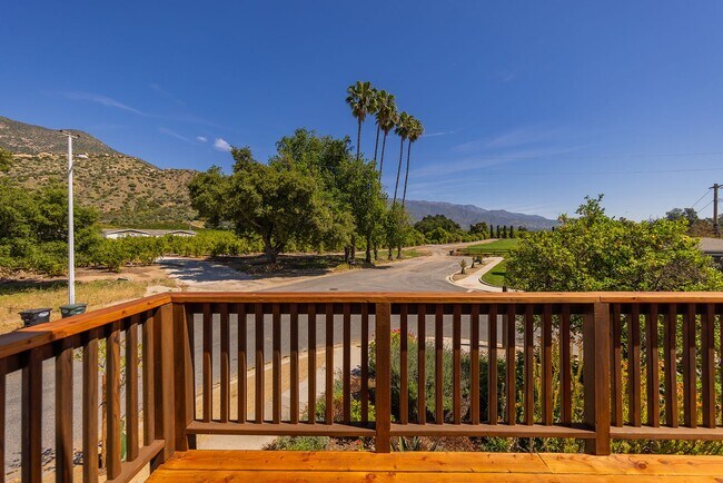 Building Photo - 1121 Mercer Ave