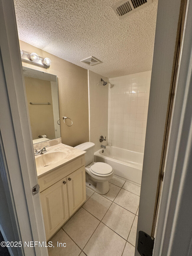 Building Photo - 3917 Corrida Ct