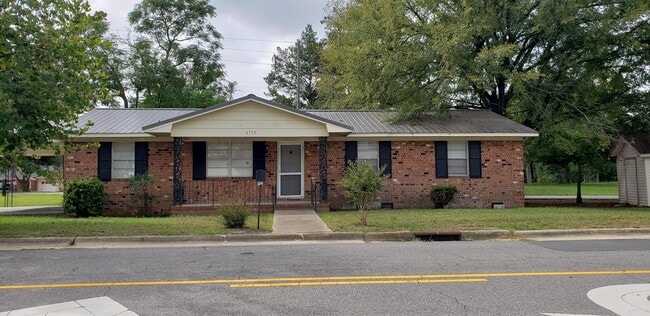 Primary Photo - 4779 Cameron Rd