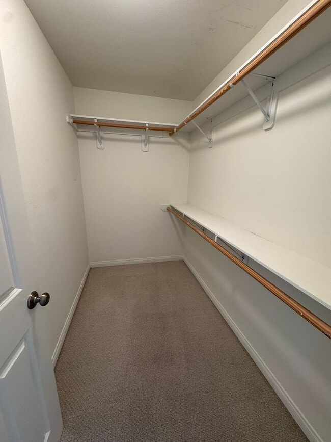 Building Photo - Private Patio, Cozy Fireplace & Prime Thousand Oaks Location