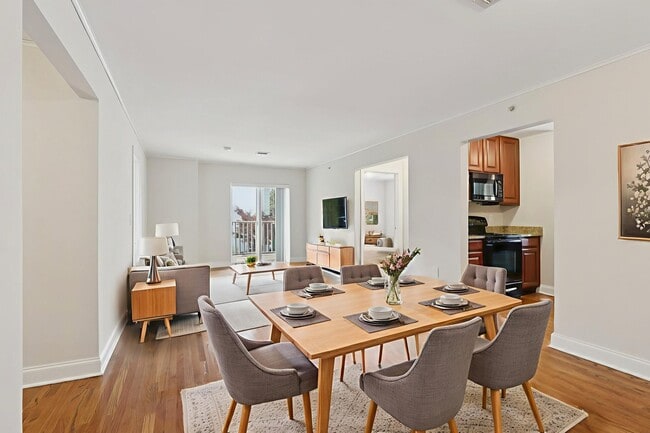 Building Photo - Summit Ridge Luxury Apartments