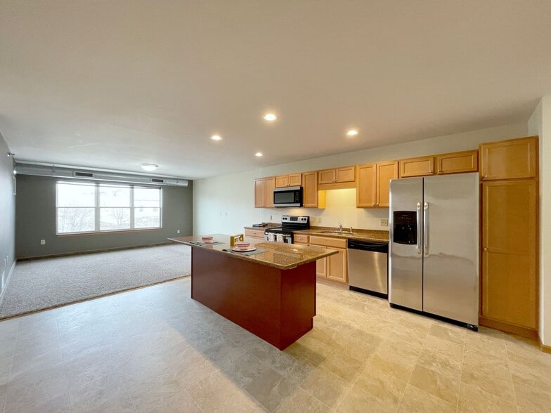 Interior Photo - Beaver Ridge