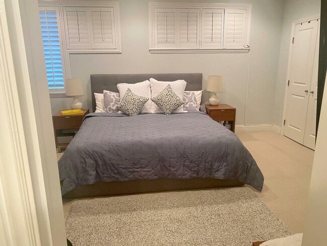 Building Photo - 525 Gough St