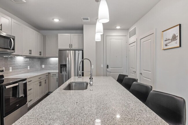 Building Photo - 5820 1/2 Cameron Road-SI FL1-ID1364166P