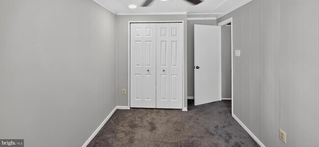Building Photo - 6556 Pennacook Ct