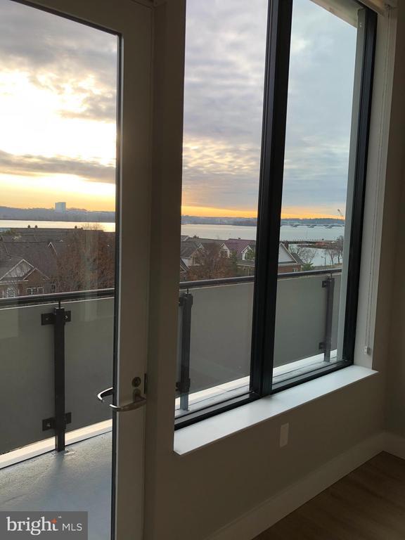 Building Photo - 801 N Fairfax St