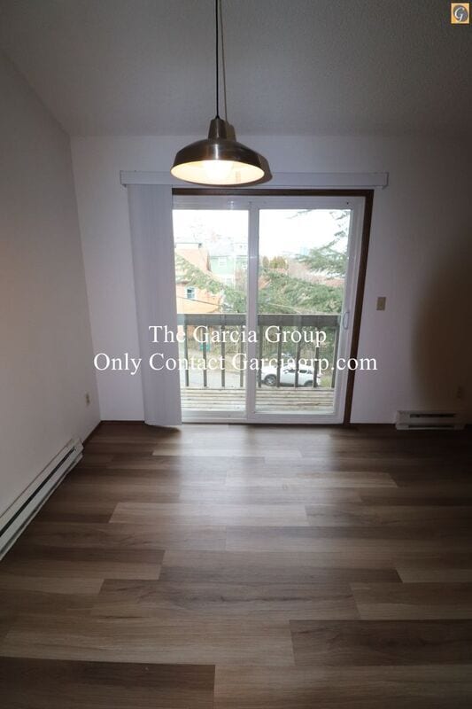 Building Photo - 3712 S Kelly Ave