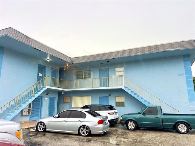 Primary Photo - 1021 NW 45th St