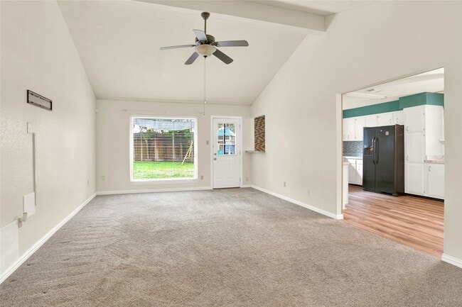 Building Photo - 6219 Silver Leaf Dr