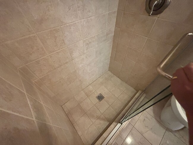 Building Photo - Beautiful 3 bed 2.5 bath townhouse in Spanish Trails!