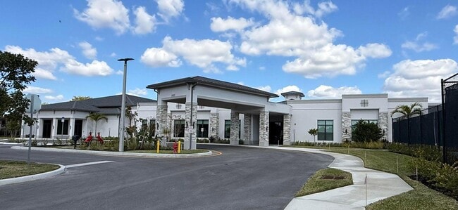 Building Photo - 5759 Phoenix Palm Ct