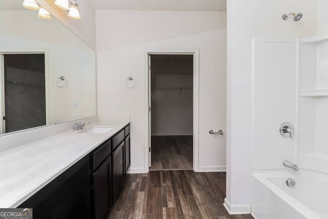 Building Photo - 7261 Lacey Dr