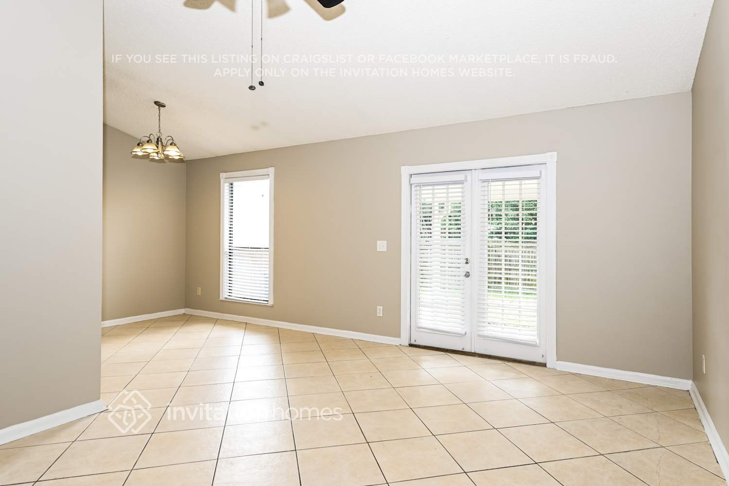 Building Photo - 3862 English Colony Dr N