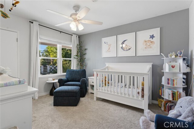 Building Photo - 5244 Vanalden Ave