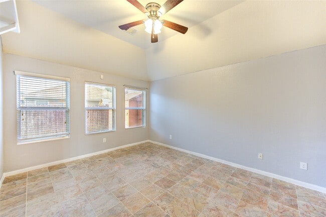 Building Photo - 2102 Indian Clearing Trail